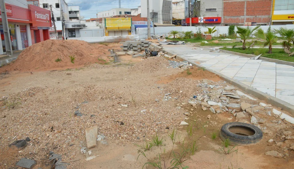 Visão atual da praça