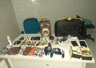 Material apreendido na residência do casal