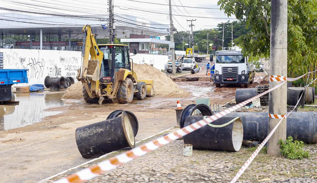 Nova unidade de bombeamento sendo instalada