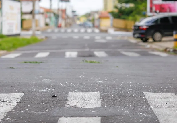 Colisão entre veículos deixa mulher ferida em Teresina