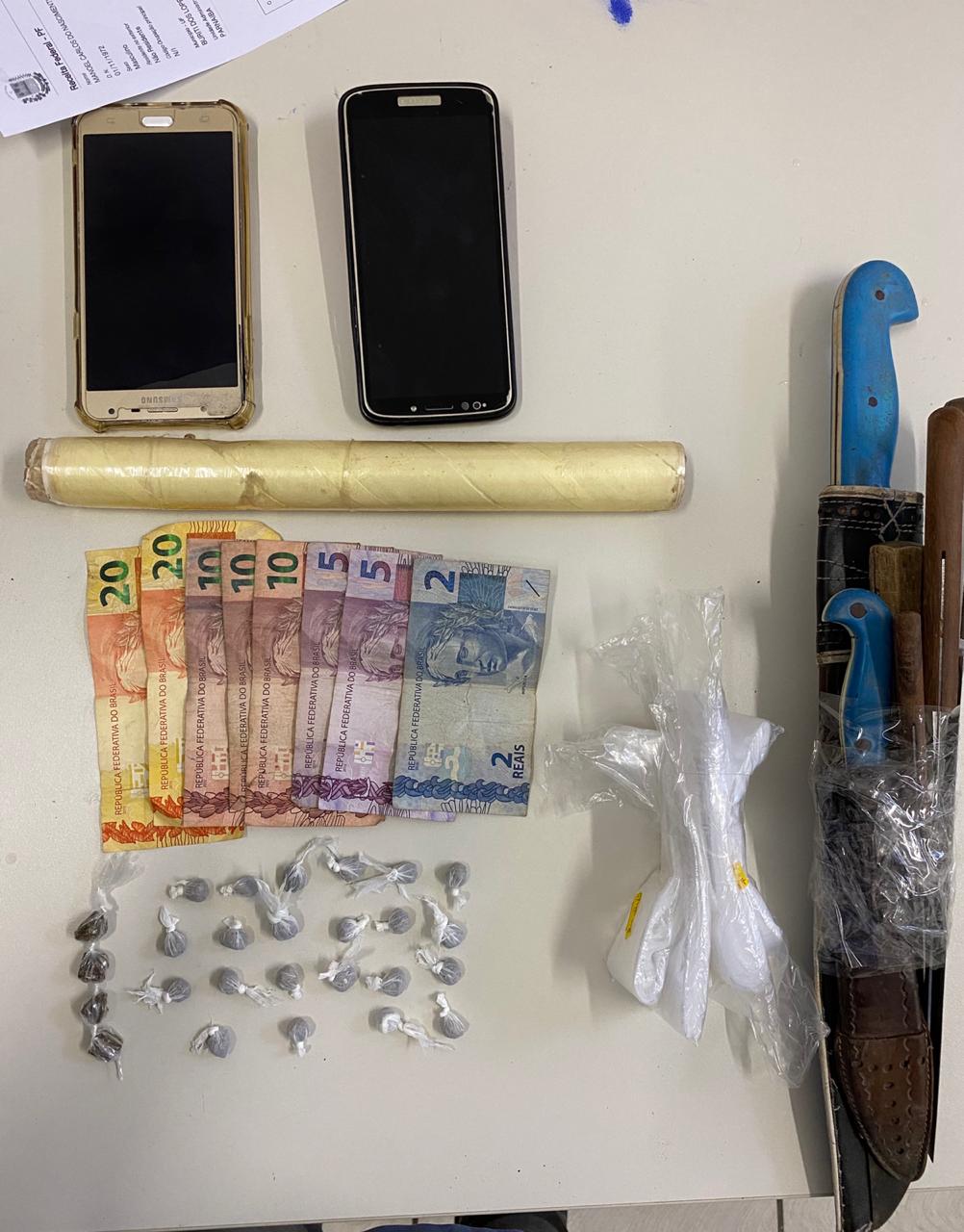 Material apreendido pela polícia