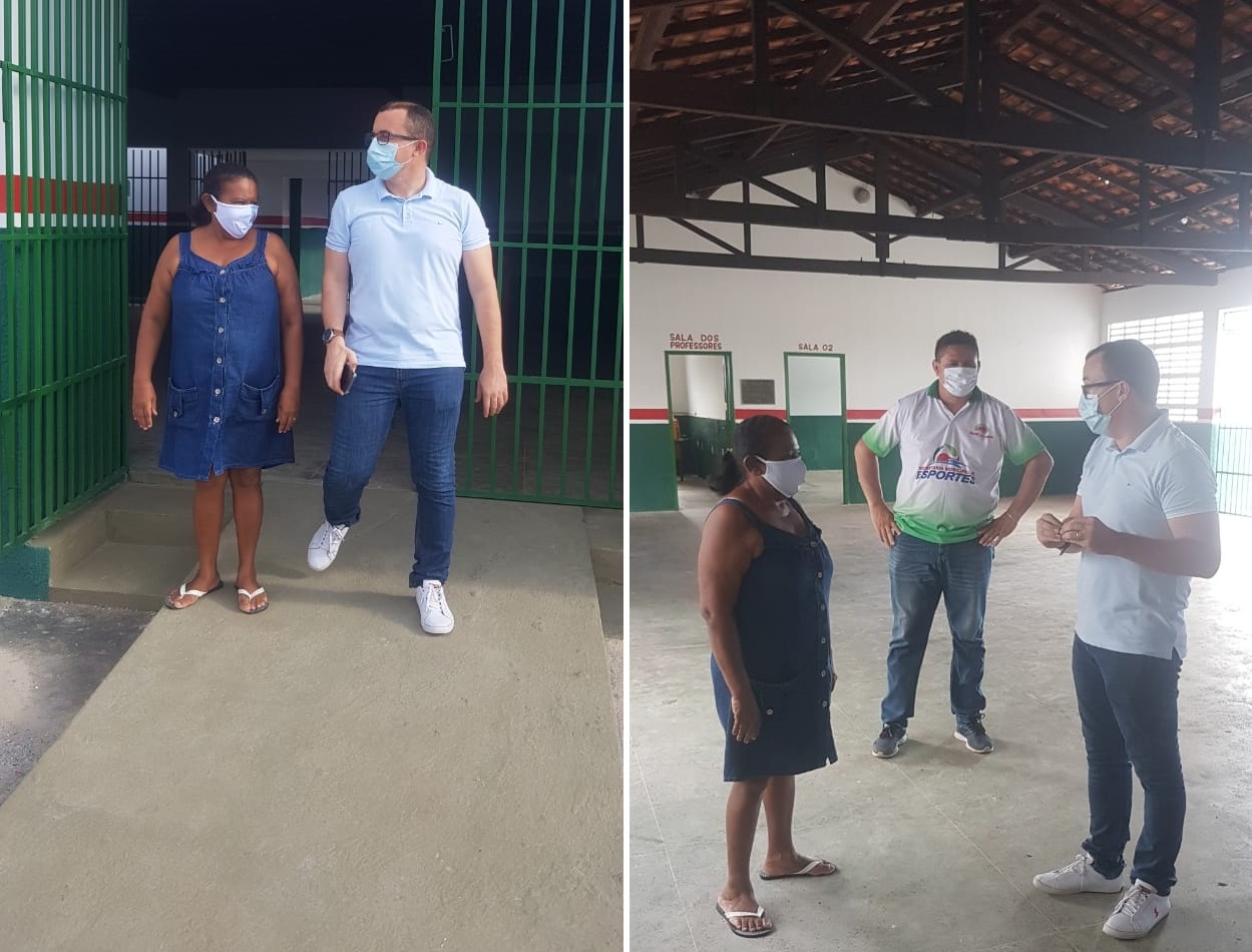 Júnior Percy visitando escola