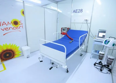 Leito clínico em hospital campanha do Verdão