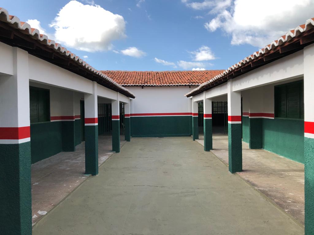 Mais uma escola reformada na gestão de Júnior Percy