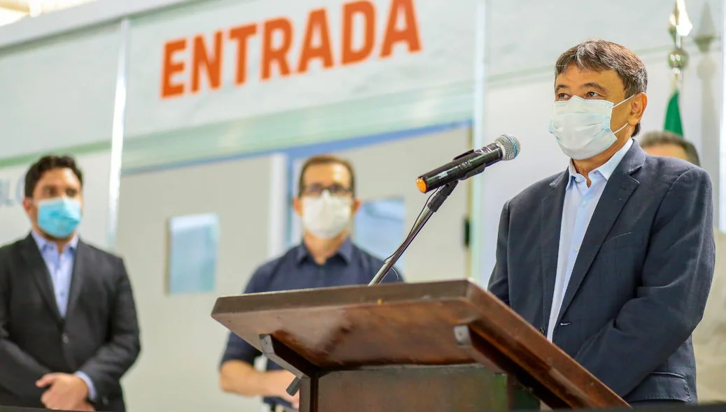 Wellington Dias inaugura hospital de campanha