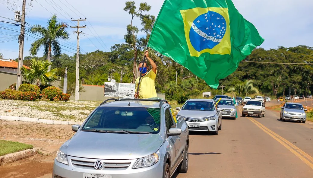 Empresários realizam carreta em defesa da reabertura do comercio de Teresina