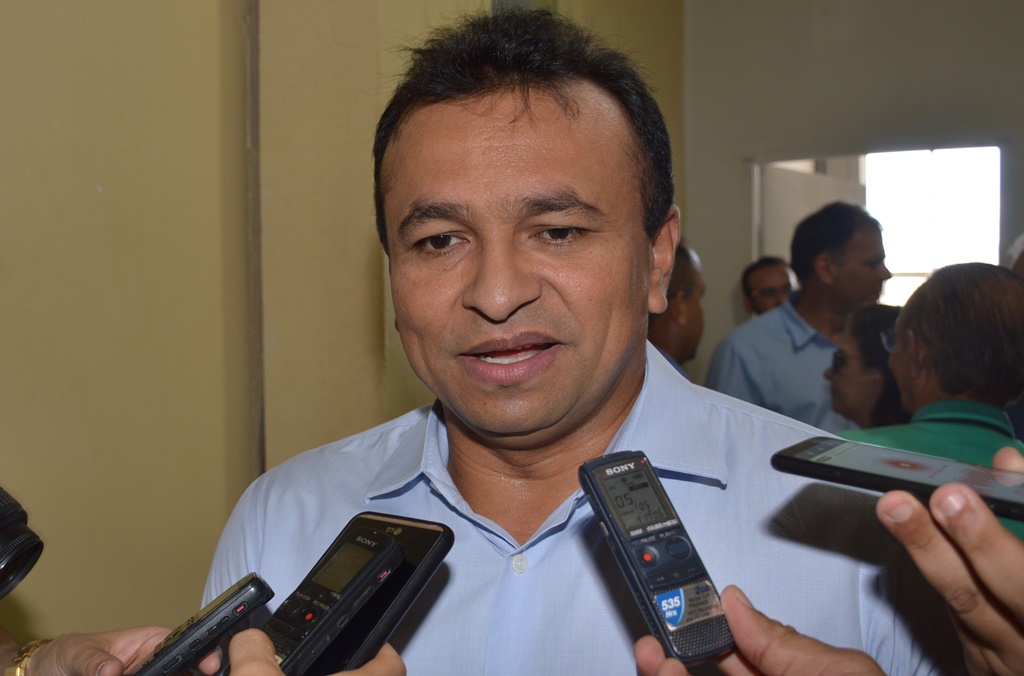 Deputado Fábio Abreu não cumpre promessa feita a picoenses