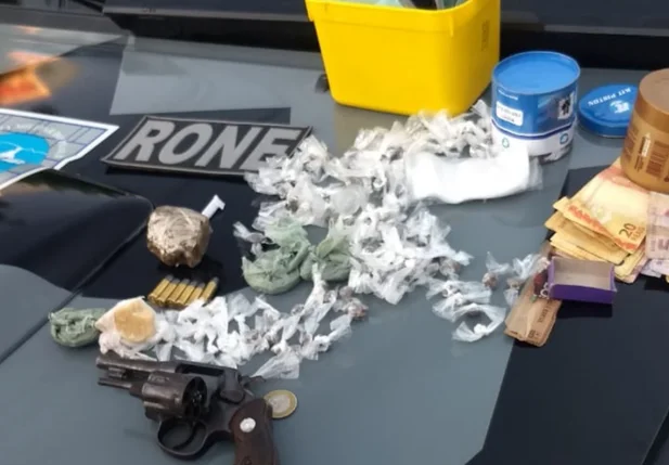 Rone prende dois suspeitos e apreende drogas na Irmã Dulce