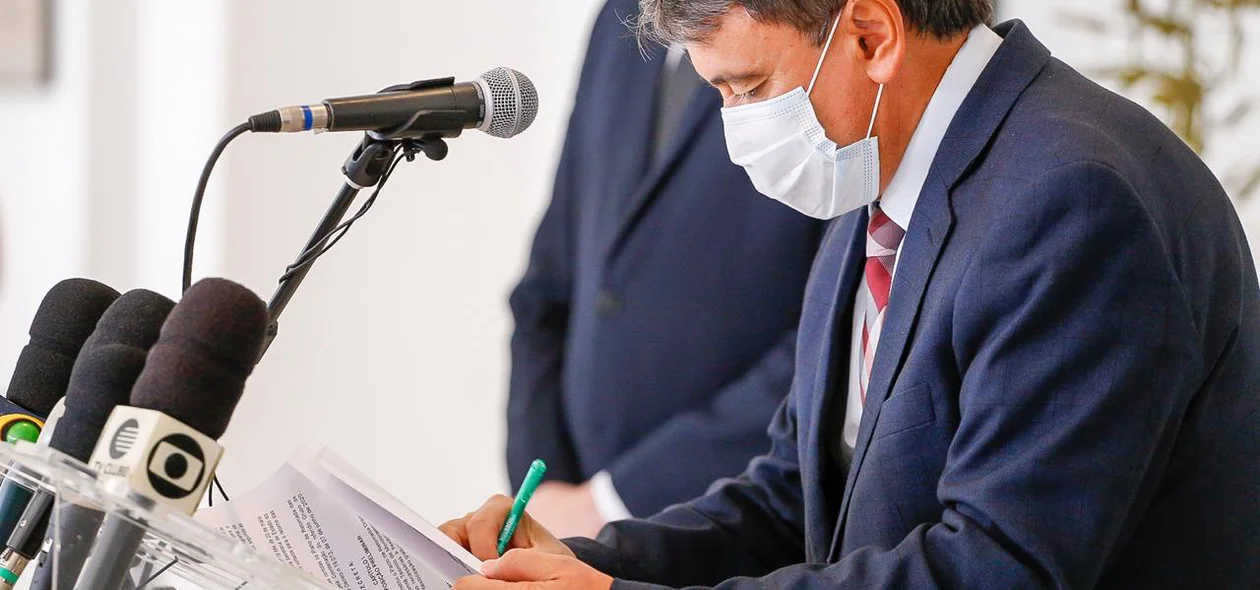 Governador Wellington Dias realiza assinatura do Programa PRO Piauí