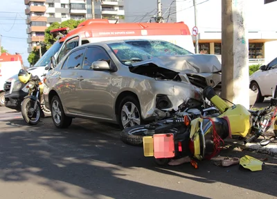 Mototaxista sofreu lesões mais graves