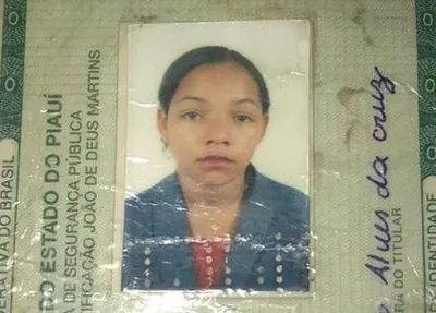Cíntia Maria Alves da Cruz