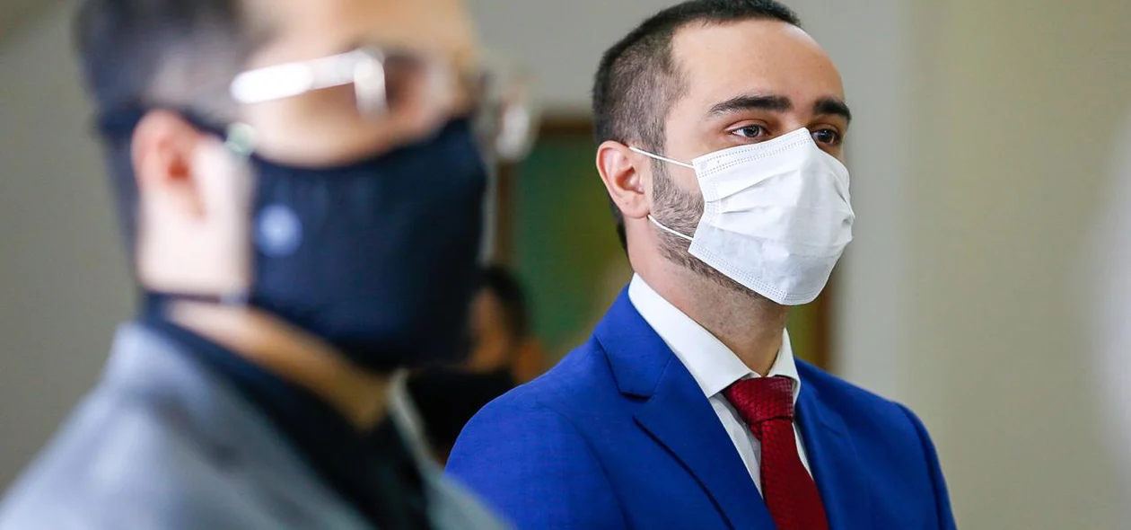 Advogado João neto ao lado de Rony Torres 