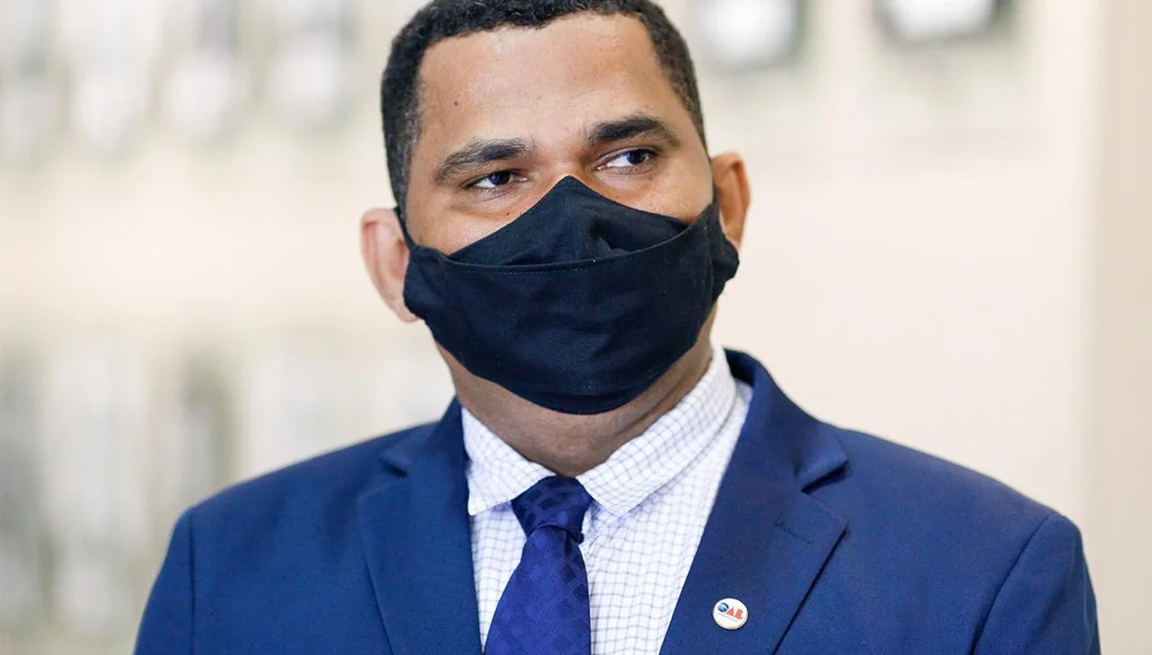 Advogado Maurício Alves da Silva 