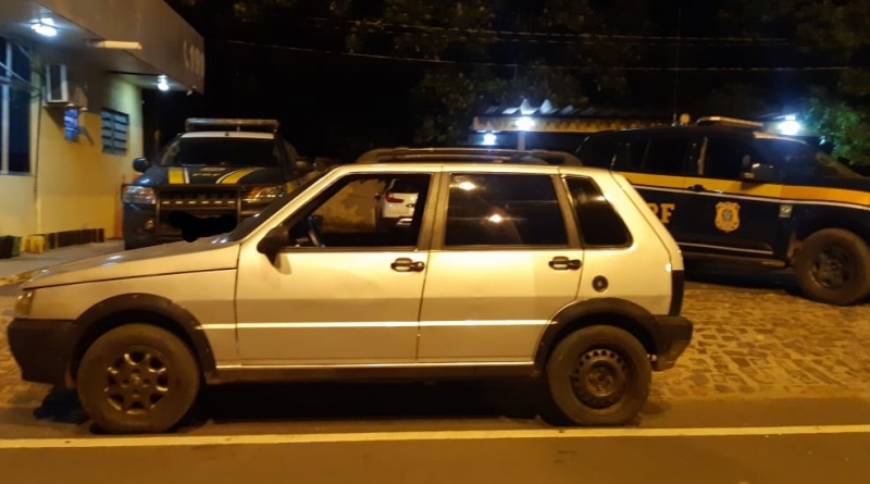 Carro roubado no estado do Pará é apreendido em Teresina