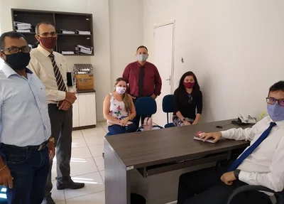 Comissão do Sindserm com  Procurador do Município