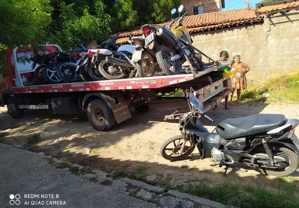 Força Tarefa desarticula desmanche de motos no bairro Monte Alegre