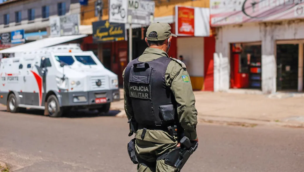 Polícia Militar no local da ocorrência 
