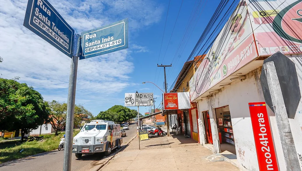Rua Santa Teresinha com Rua Santa Inês  