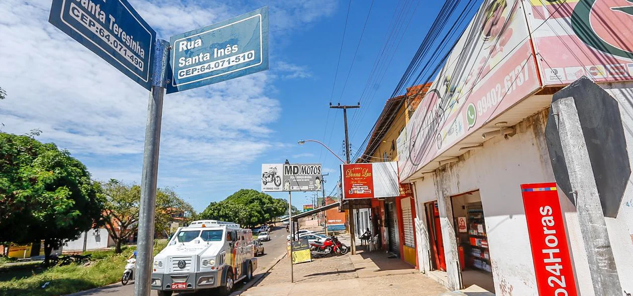 Rua Santa Teresinha com Rua Santa Inês  
