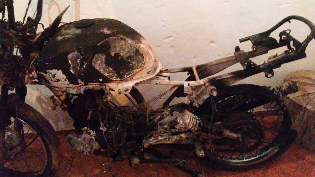 Moto de Alexandre Júnior