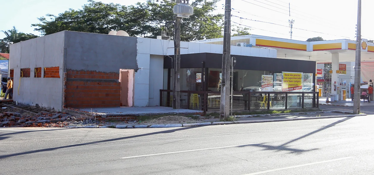 Muro de posto em Teresina