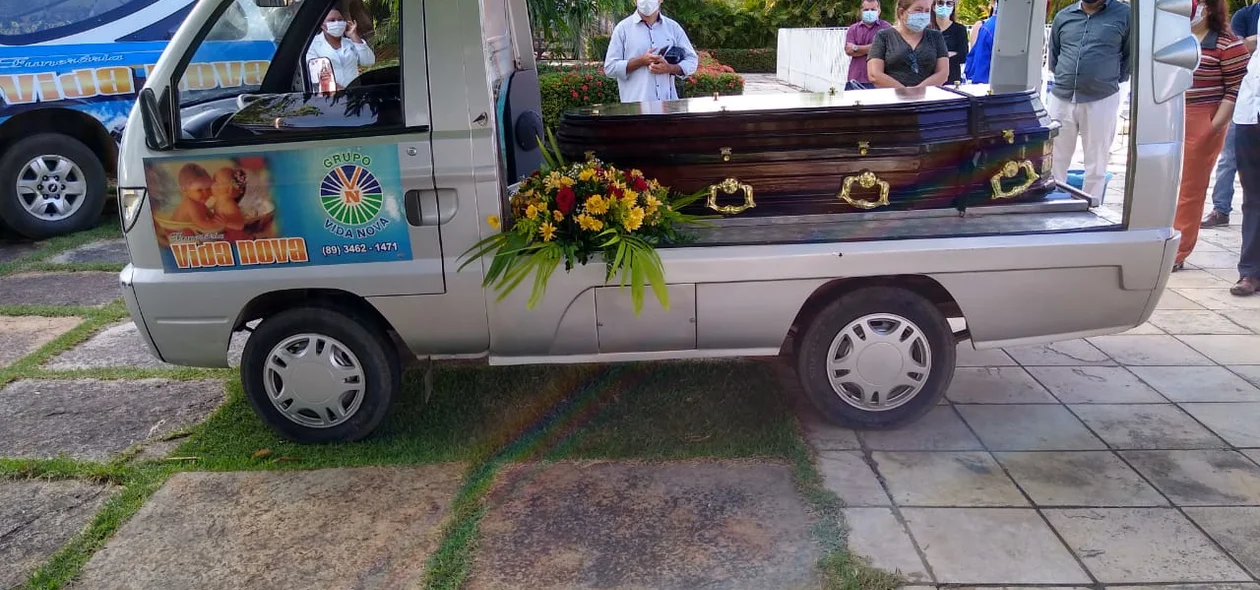 Assis Carvalho faleceu aos 58 anos