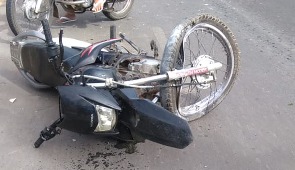 A vítima conduzia uma moto quando foi alvejado no Angelim