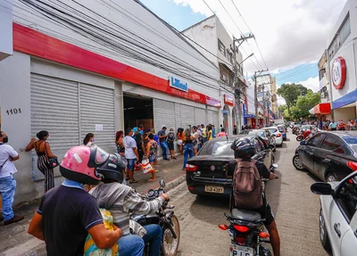 Grande movimentação no centro de Teresina