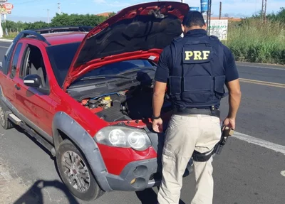 Carro apreendido em Piripiri