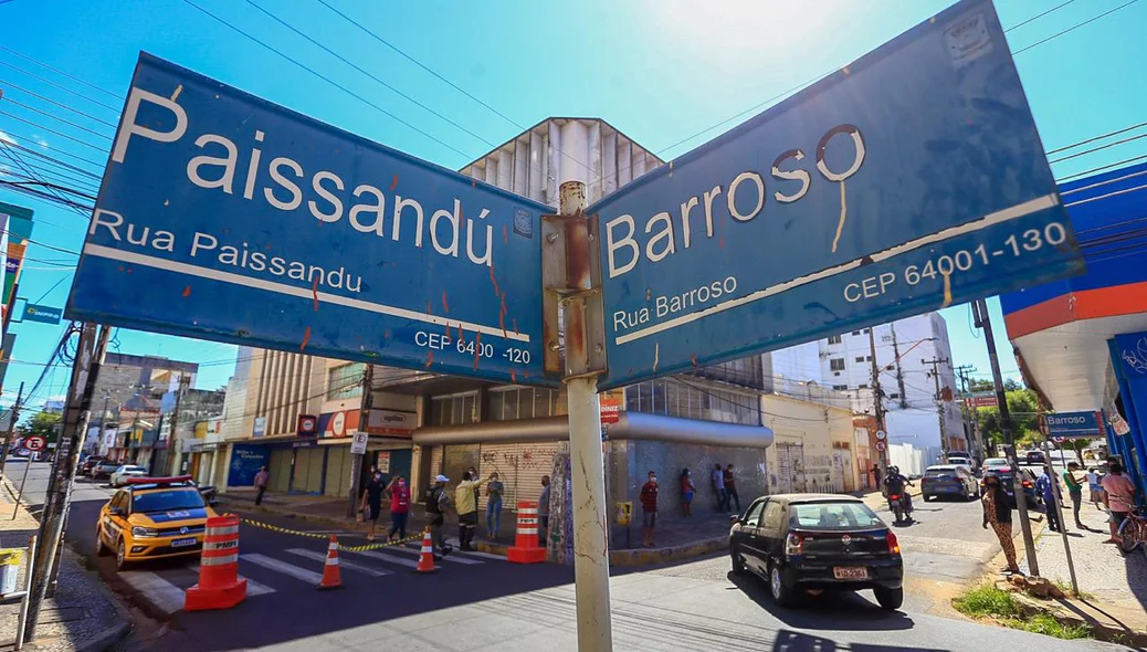 Ruas Paissandú e Barroso 