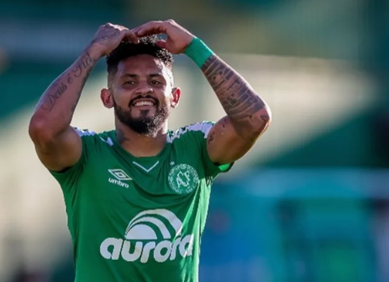 Roberto, atacante da Chapecoense