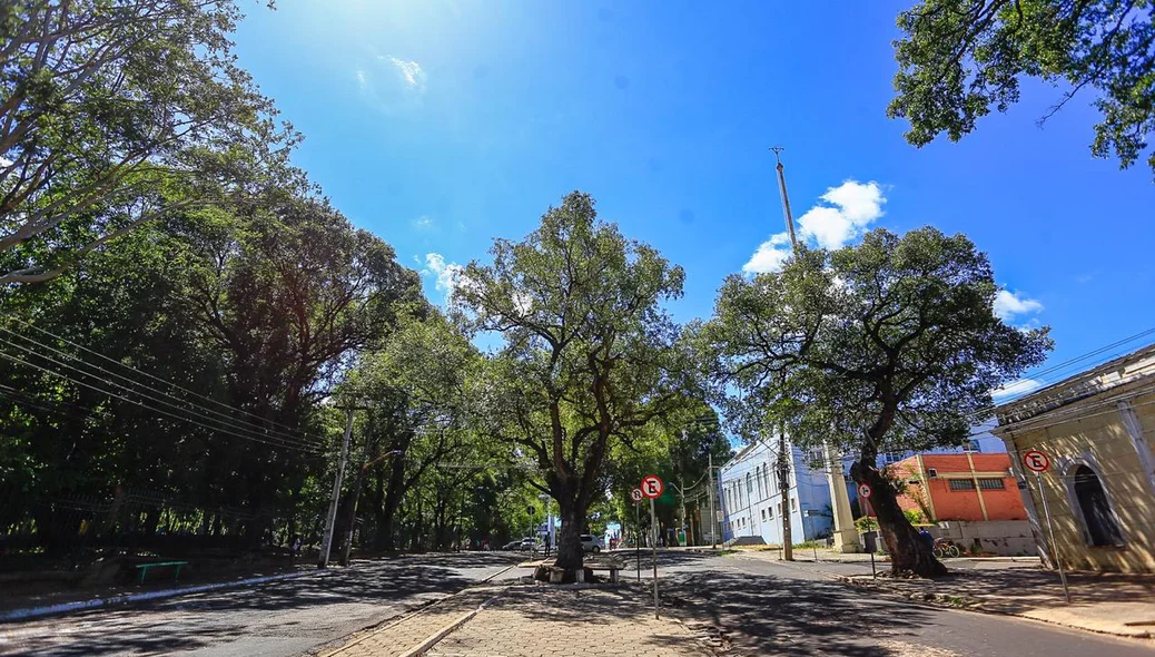 Strans interdita Rua Coelho Rodrigues 