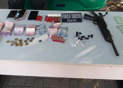 Material apreendidos com os acusados