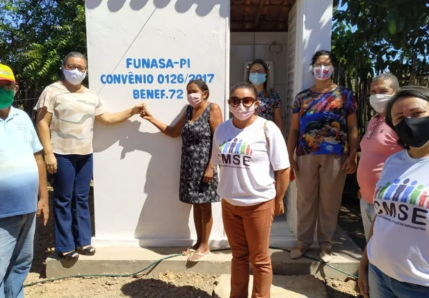 Prefeitura de Esperantina entrega 16 unidades de módulos sanitários