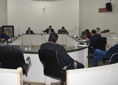 Câmara de Picos retoma sessões presenciais nesta quinta