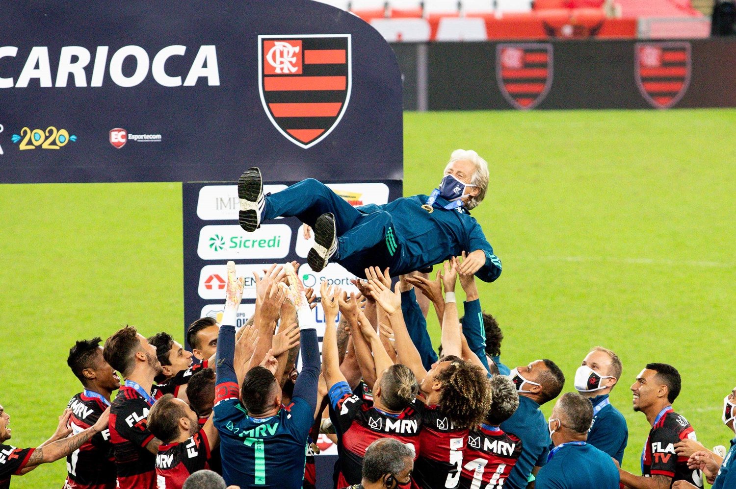 Jogadores comemoram título do Campeonato Carioca 2020
