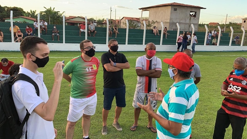Prefeito Júnior Percy entrega obra