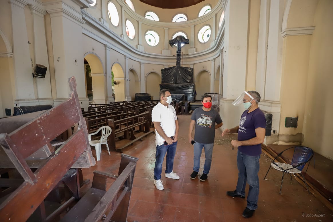 Fábio Novo visita obras na Igreja São Benedito
