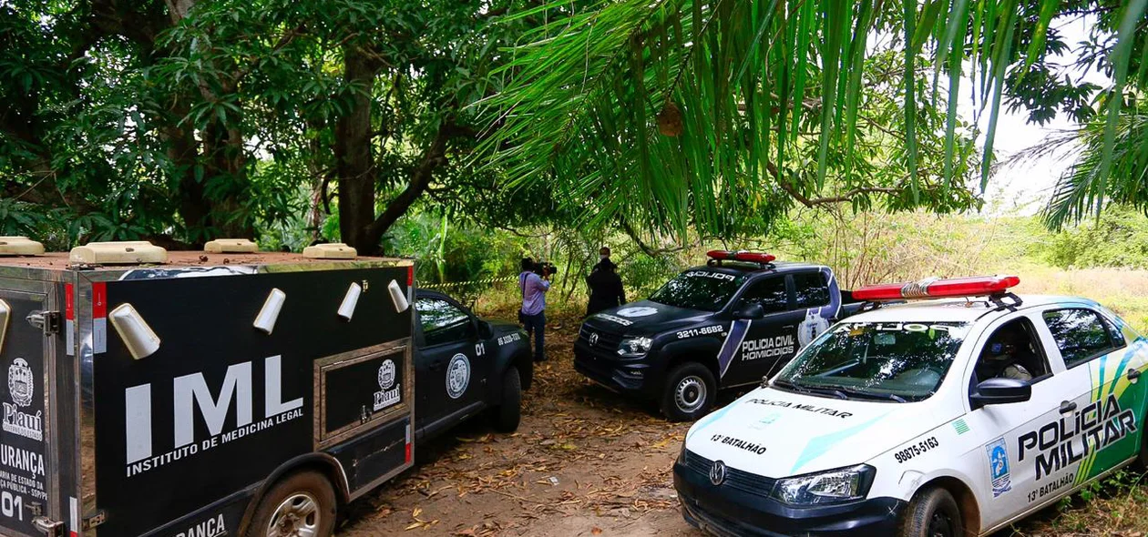 Polícia Militar, DHPP e IML no local