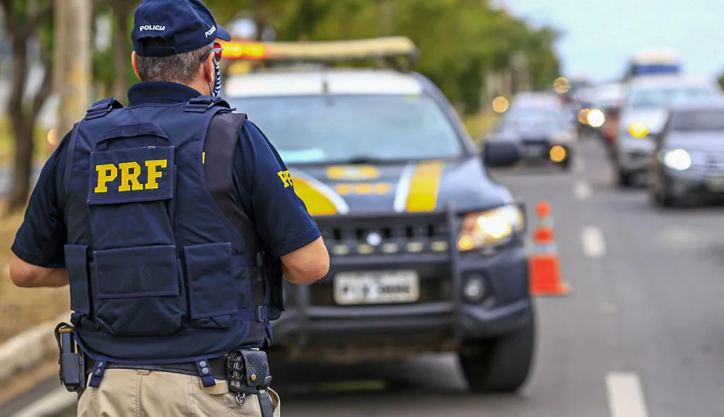 PRF organizou o trânsito na BR 316
