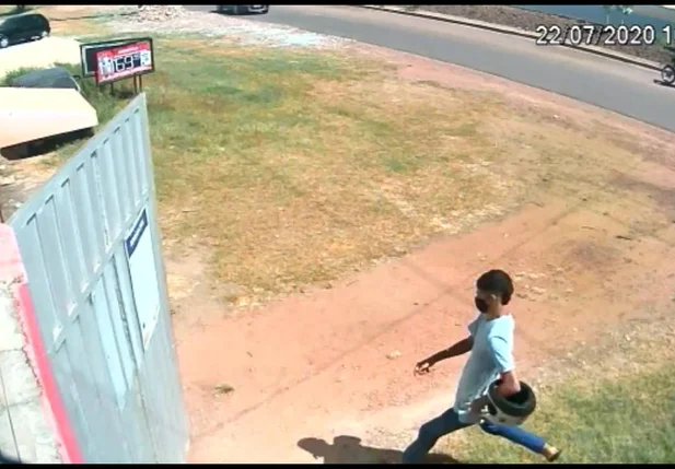 Acusado de roubar o dinheiro