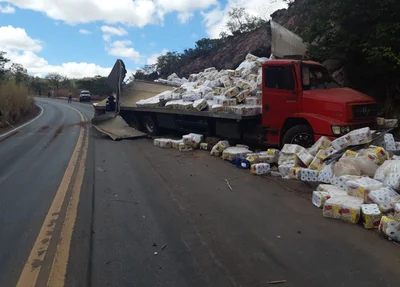 Acidente com caminhão deixa uma pessoa morta na BR 135