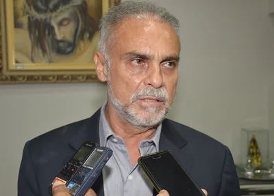 Pré-candidato Araujinho perde apoio do Padre Walmir