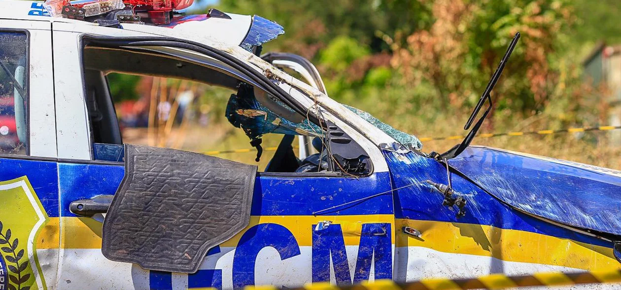 Veículo da Guarda Municipal ficou destruído após acidente