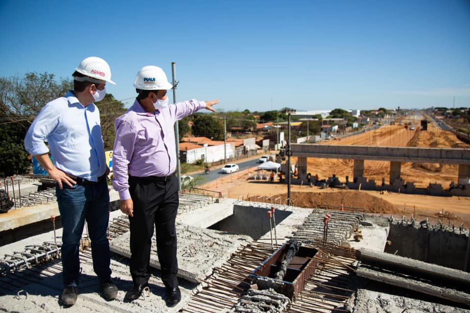 Governador Wellington Dias visita obra