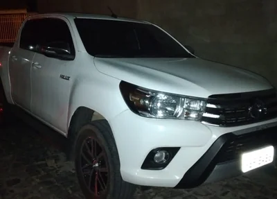 Hillux foi encontrada logo após o crime no Conjunto Emílio Falcão
