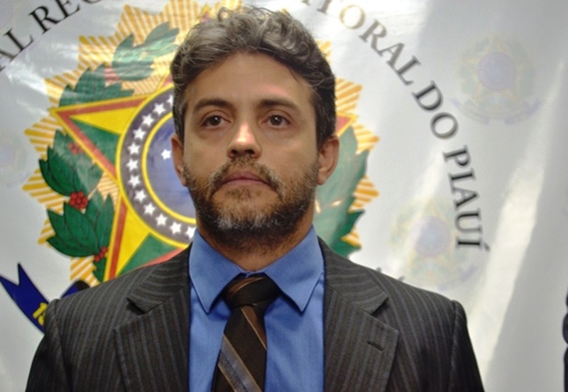 Juiz Leandro Emídio