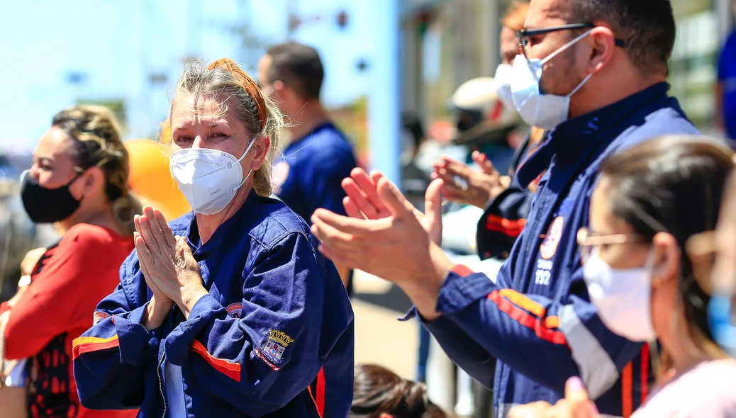Médico prestam últimas homenagens ao médico José Ivaldo