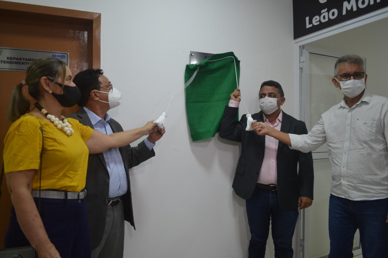 Professor Ribinha inaugura nova sede da Secretaria Municipal Educação