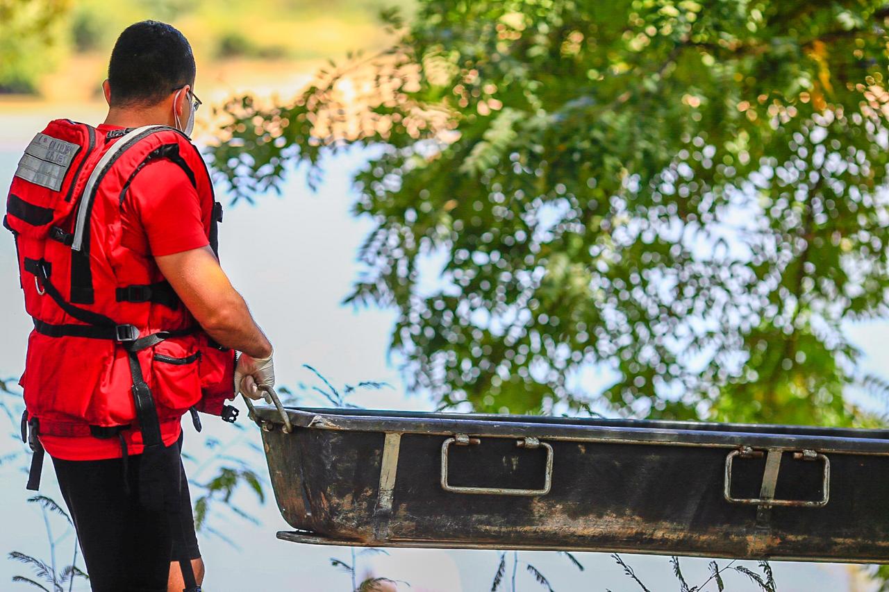 Corpo de Bombeiros fez a retirada do corpo do local